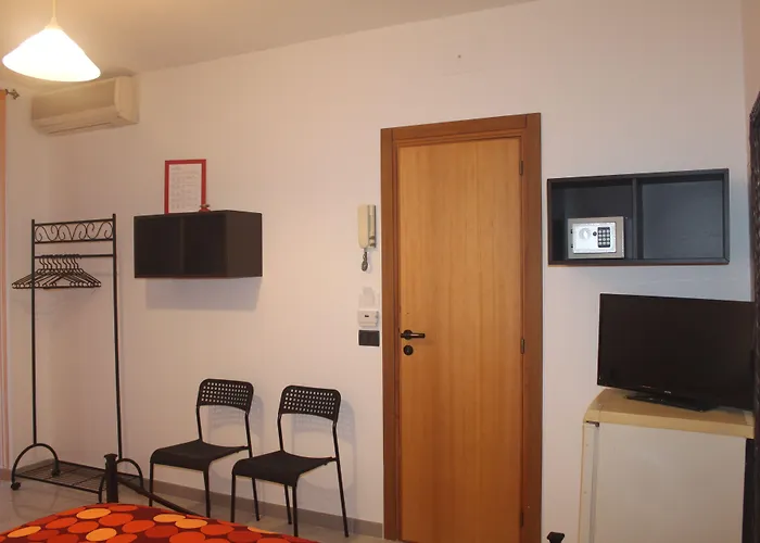 Al Fly- Enjoy Apulia Bed and Breakfast Monopoli